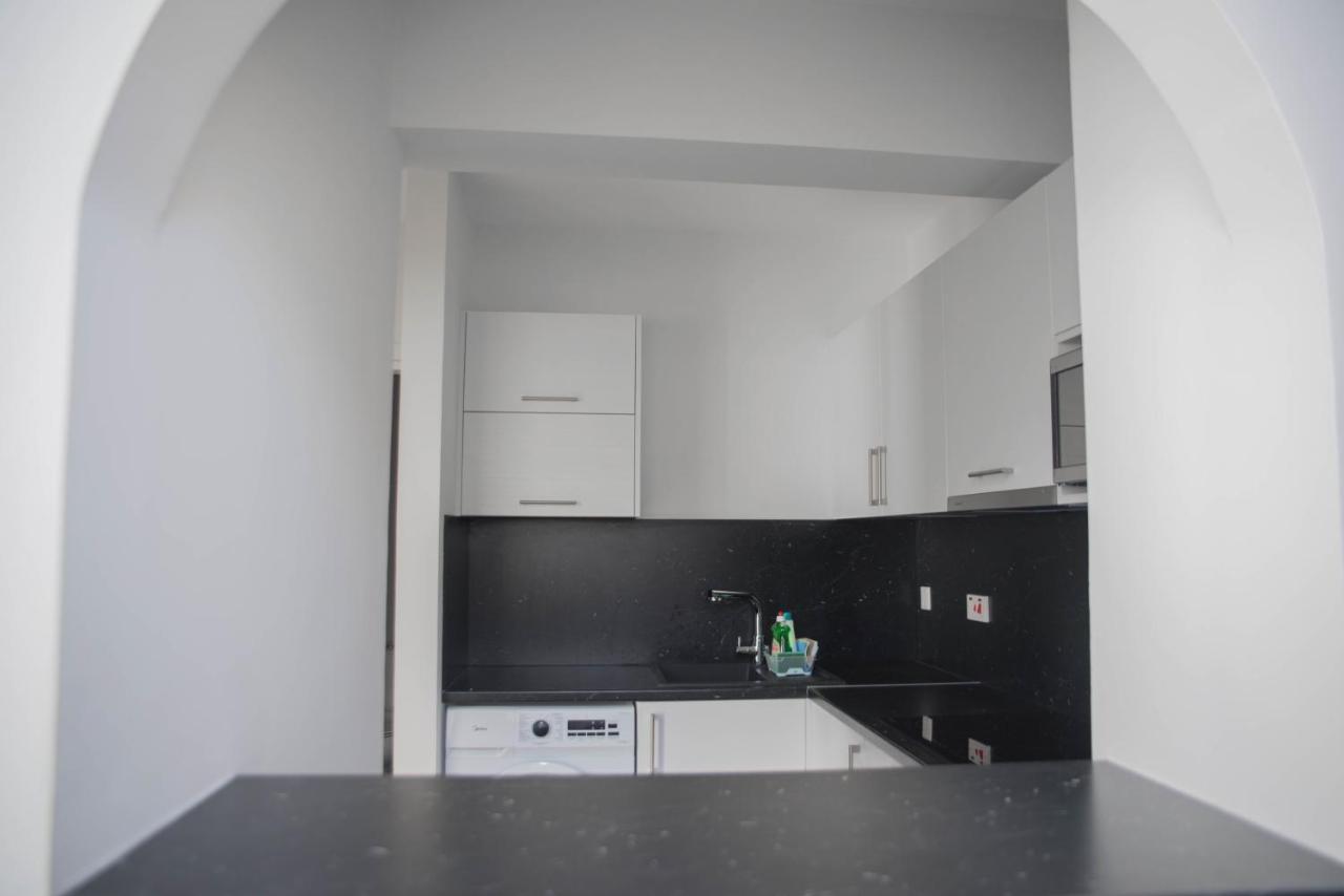 One Bedroom Apartment In Paphos In Good Location المظهر الخارجي الصورة