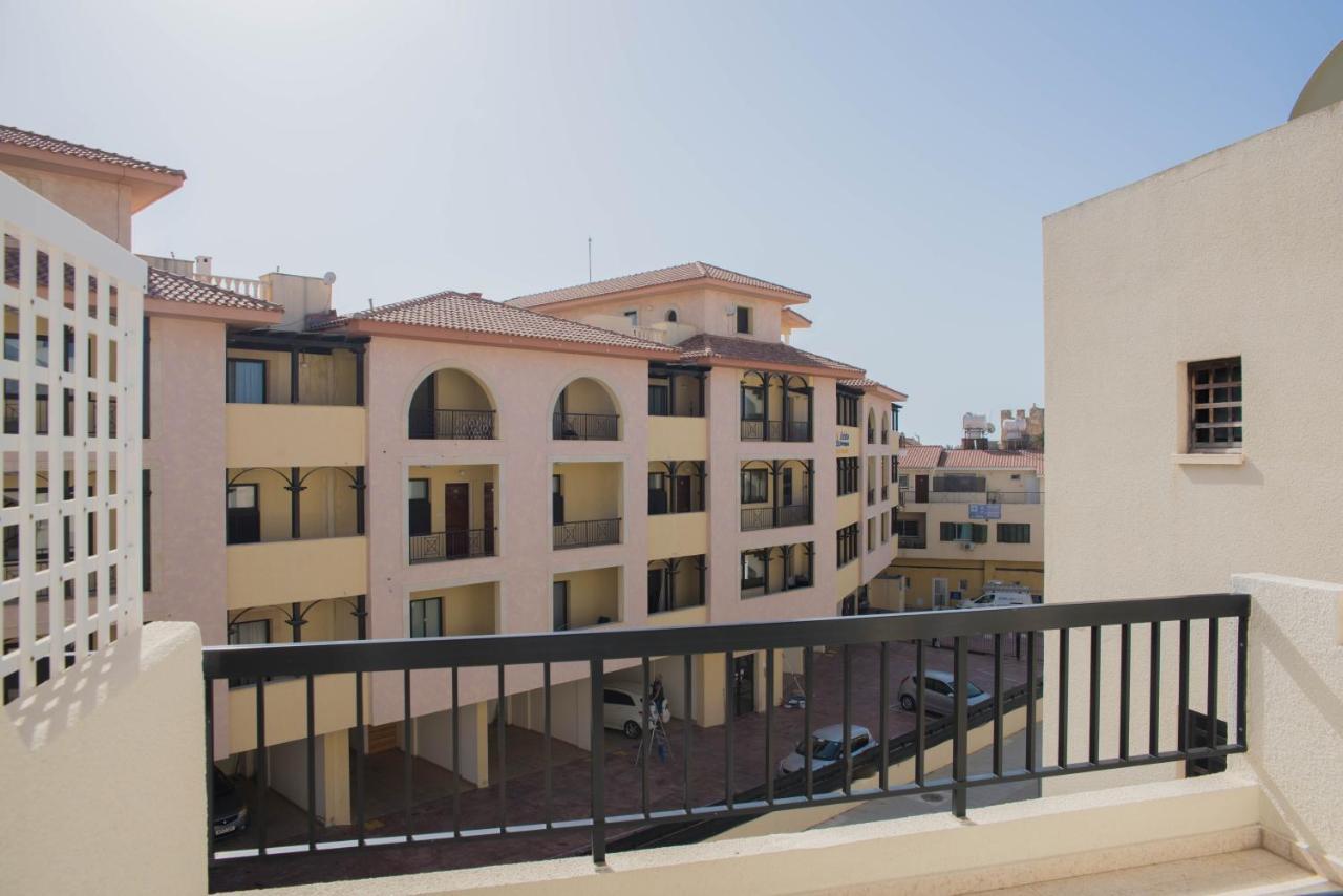 One Bedroom Apartment In Paphos In Good Location المظهر الخارجي الصورة