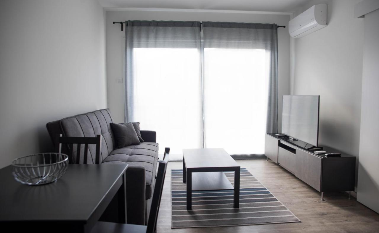 One Bedroom Apartment In Paphos In Good Location المظهر الخارجي الصورة